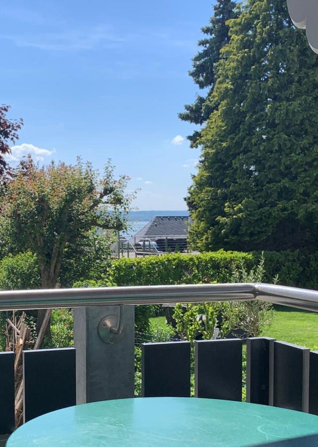 Ferienwohnungen Der Loewen Hagnau am Bodensee Exterior foto