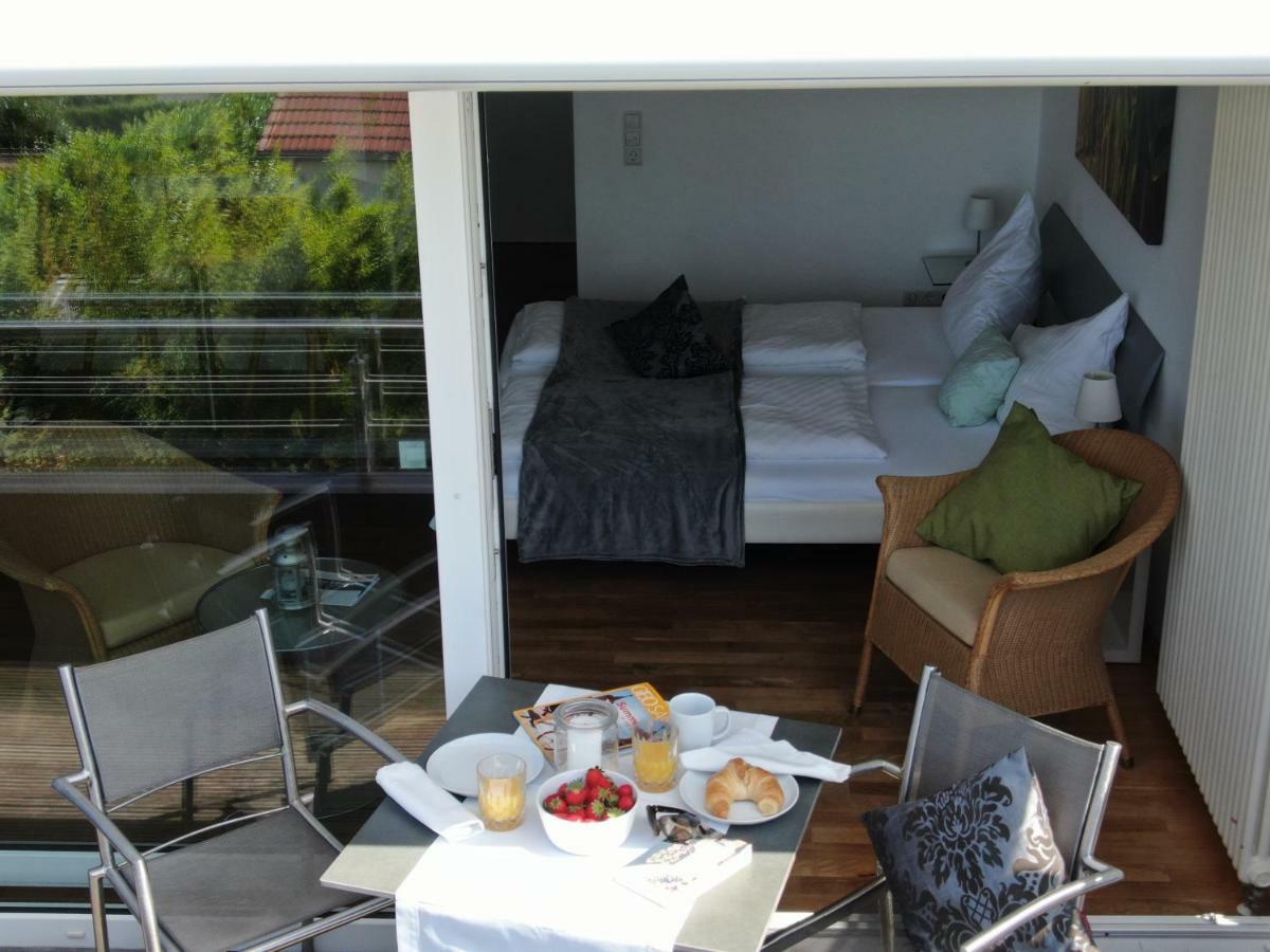 Ferienwohnungen Der Loewen Hagnau am Bodensee Exterior foto